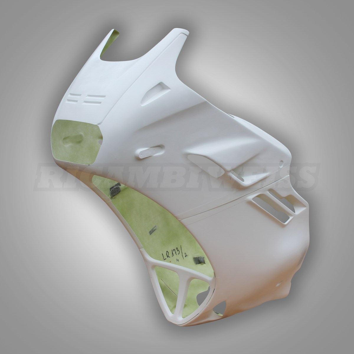 LR173 Suzuki GSX 1100 F Rennverkleidung